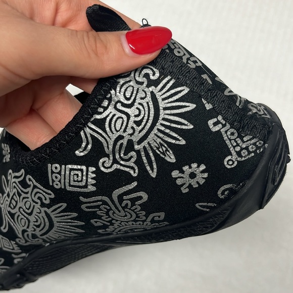 Men’s Aztec Print Black Water Shoes Slip-On Aqua 10 | adventure gear travel - Picture 12 of 13